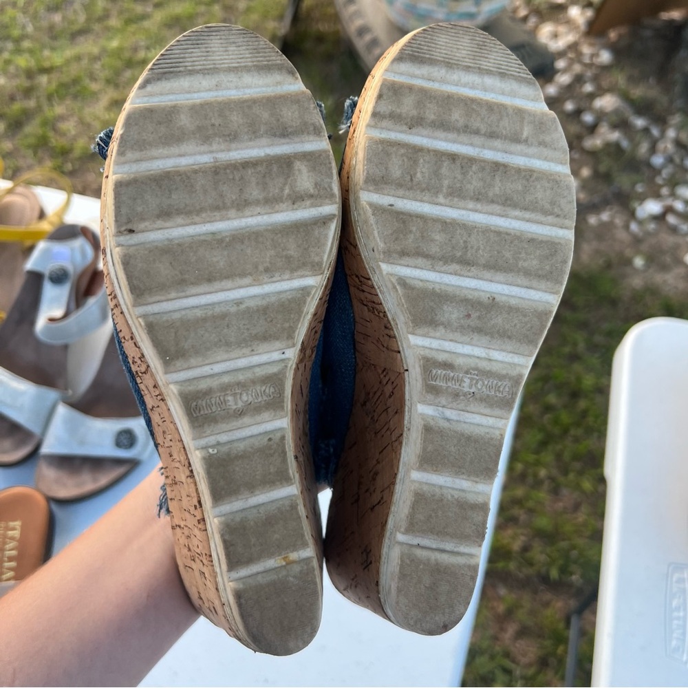 Minnetonka Blue Jean Wedge Sandals size 8 - Picture 6 of 7